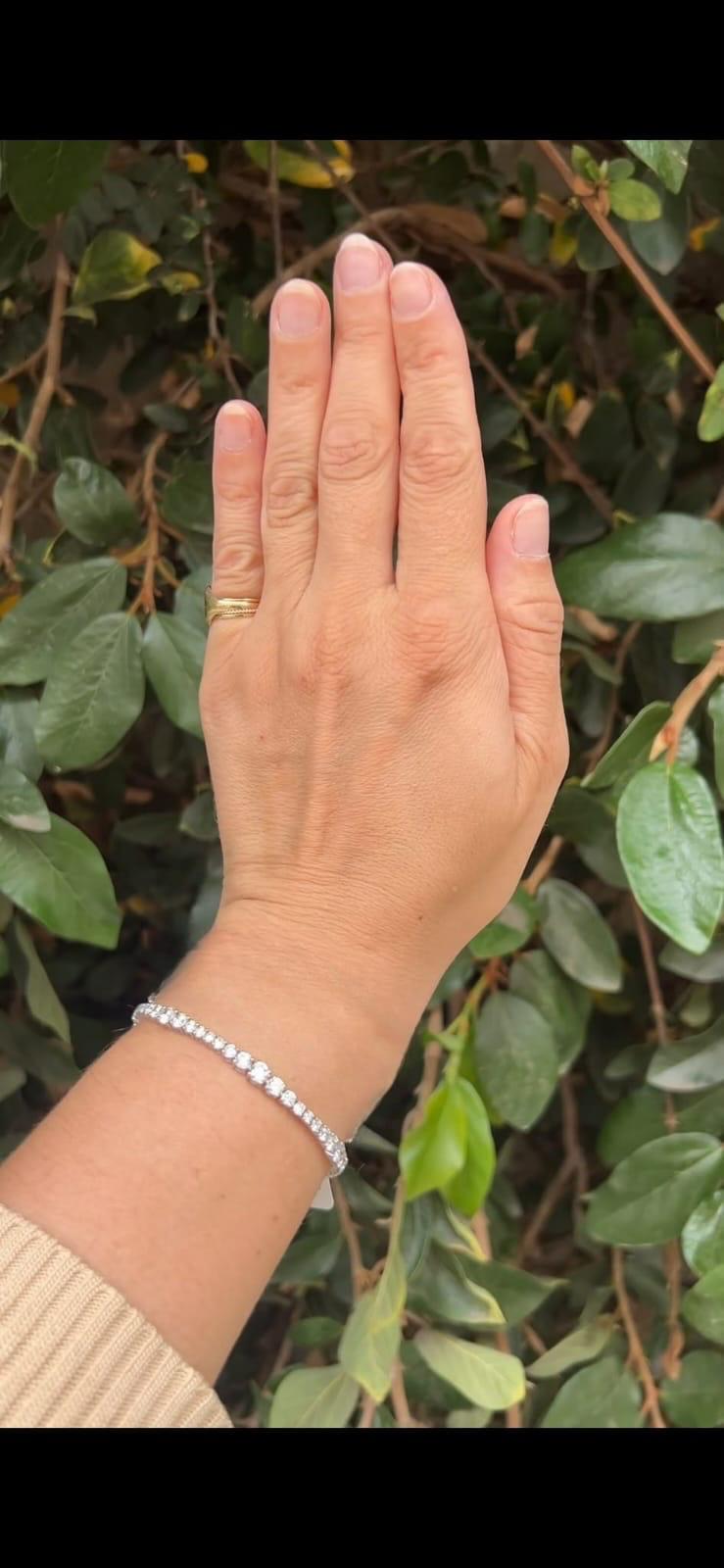 Graduated Lab Diamond Bracelet