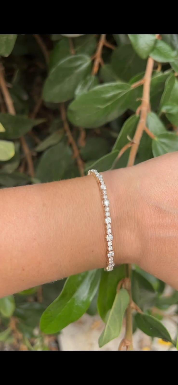 Round Lab Diamond Bracelet
